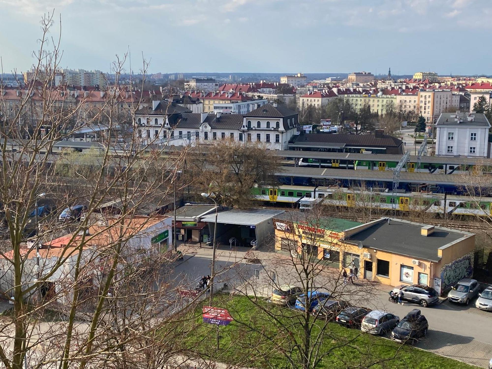 Mieszkanie Blisko Dworca Pkp Lägenhet Radom Exteriör bild